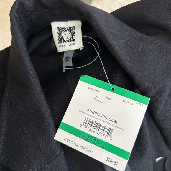 Women's Black Double-Breasted Blazer - Picture 7 of 8